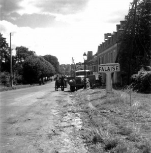 Canadian troops in Falaise, Normandy, 17 August 1944