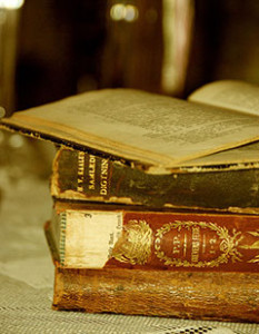 gr_Old-books-240px