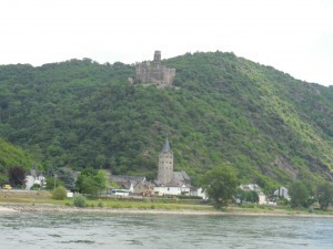 cMidRhine14 - Town, castle