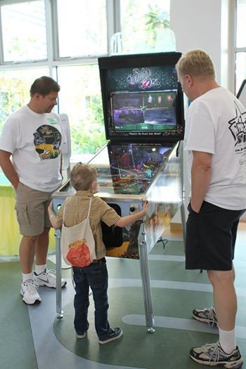 Photo: A pinball machine, based on the classic film, The Wizard of Oz™, was donated to Children’s this week by Joe Newhart, owner of PinballSTAR Amusements! Thanks for your support!
