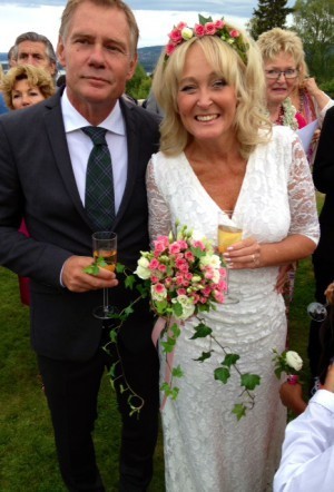 The newlyweds! Hipp hipp hurra!