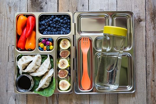 What You Actually Need to Pack No-Waste, Eco-Friendly School Lunches via FoodforMyFamily.com