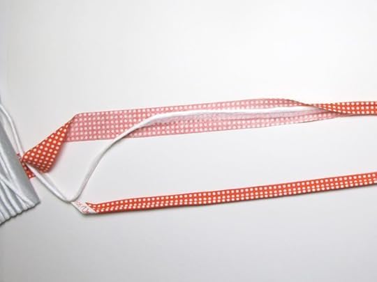 Wrap 'n Fuse Piping by Clover