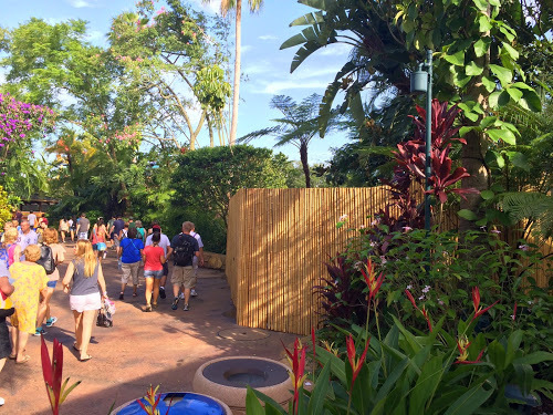 Kongstruction project 340 Jurassic Park arch