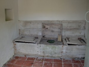 Kelmscott - toilet2