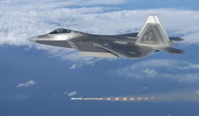 F-22A_Raptor_-03-4058