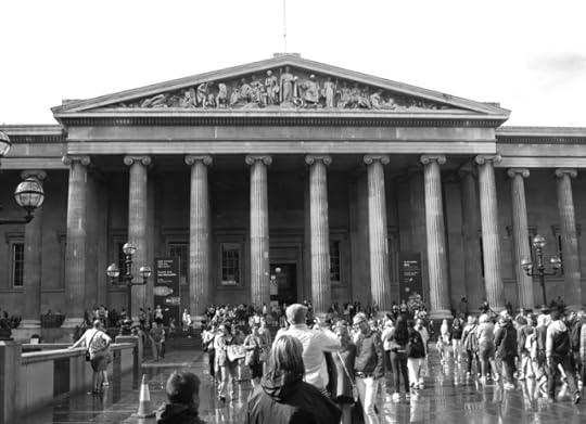 The horde invades the British Museum. I thought I had taken a rather nice photo of it; couldn't find it. Then I remembered that it was a photo of a Japanese tourist, using her camera, which was rather better than mine. I hope it turned out well for her!
