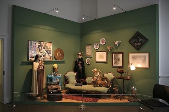 2014-08-27-3.ArtLifeThePaintingsofBerylBainbridgeJanaChiellino.jpg