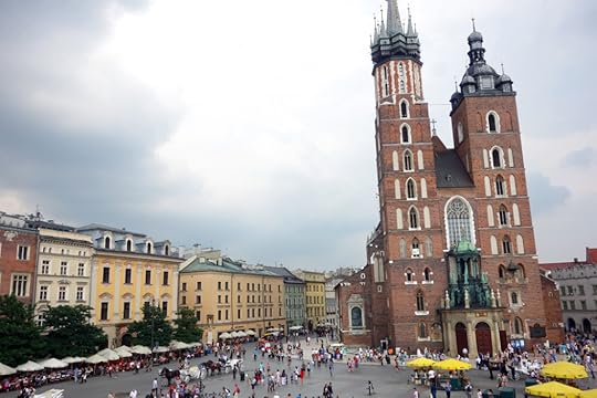 Krakow-main-square-and-church
