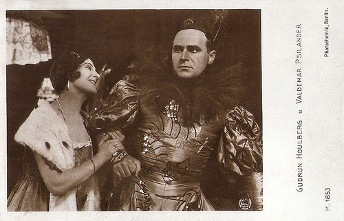 Valdemar Psilander and Gudrun Houlberg in Klovnen