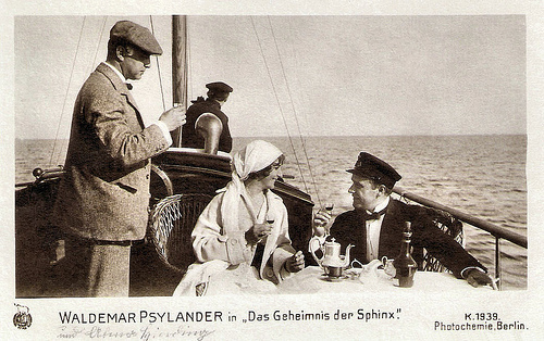 Valdemar Psilander in Sfinxens Hemmelighed (1918)