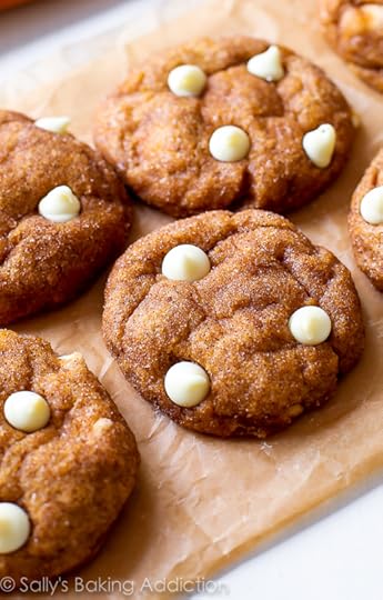 These White Chocolate Pumpkin Snickerdoodles are a MUST try! So soft & chewy without being cakey using a few kitchen tested tricks. Recipe by sallysbakingaddiction.com