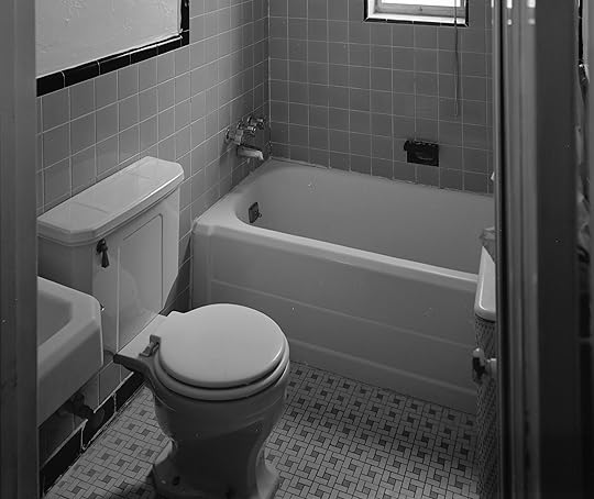 1211_PENNSYLVANIA_AVENUE,_SECOND_FLOOR_APARTMENT,_BATHROOM_-_Miami_Beach_Art_Deco_Historic_District,_Miami,_Miami-Dade_County,_FL_HABS_FLA,13-MIAM,5-57