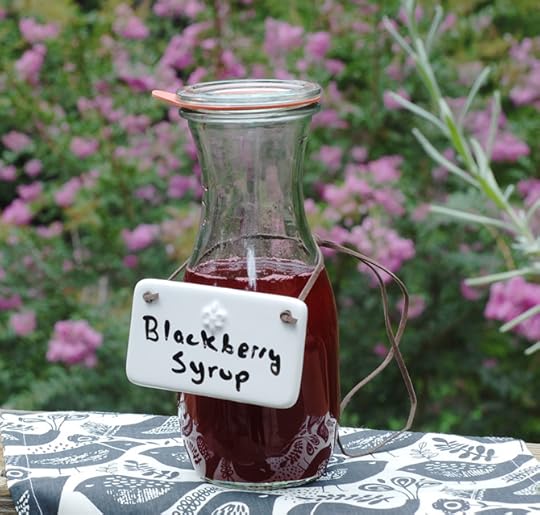 DIY Blackberry Syrup #vegan #rootforveggies