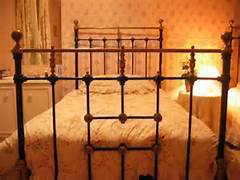 Brass bed 1