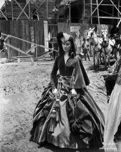 ©2014 Turner Entertainment Co. and Warner Bros. Entertainment Inc.