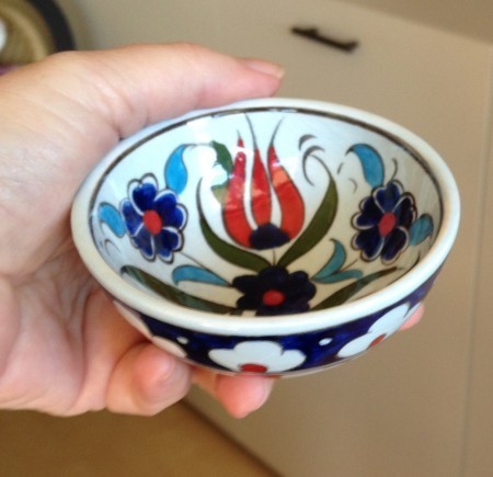Hand-bowl
