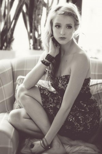 02.02.10 in alles neue! by anna wilhelm - thrilld.com