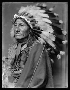 Whirling-Horse-American-Indian3
