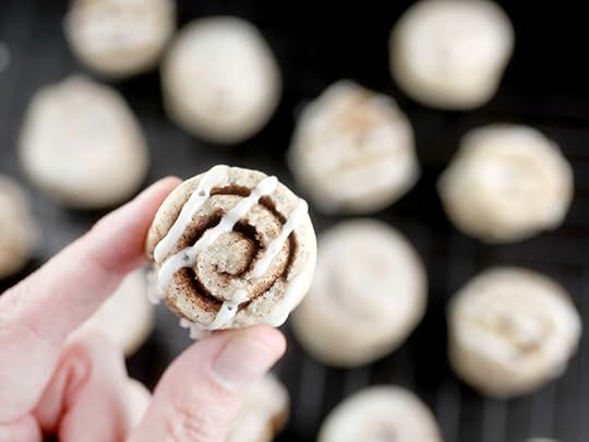 Cinnamon Roll Cookie