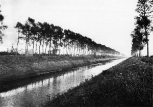 Leopold Canal, Belgium (Archives Canada)