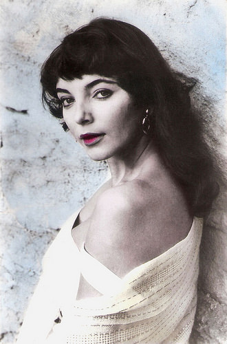 Joan Collins