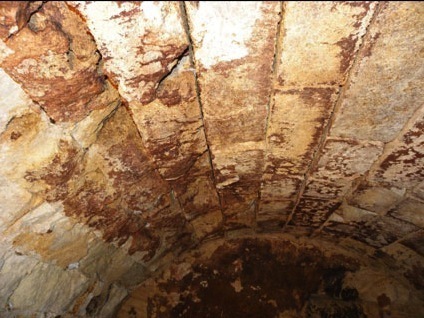 Kasta hill tomb ceiling