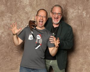 Quand il m'a vu avec mon chandail de Jason, il m'a lancé à la blague avec sa voix de Freddy : WROOOOONG SHIRT!!!