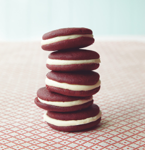 p042-RPS1731_redvelvetwoopies