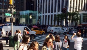 Apple iPhone6 Lines in NYC by Kate Arnold Fitzpatrick