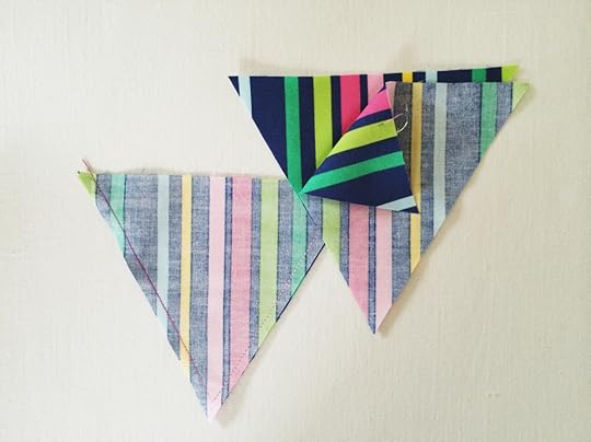 Sizzix Bunting 8