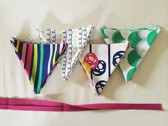 Sizzix Bunting 12