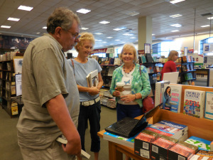 Craig La Tulip, Mary and sister. Listener readers.