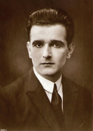 Ernst Winar