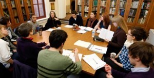 Creative_writing_class_fi-585x299