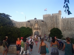 amazing things to do in Dubrovnik, Croatia. Gate to old town