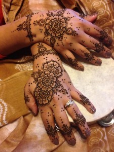 Henna2 Amalie Howard