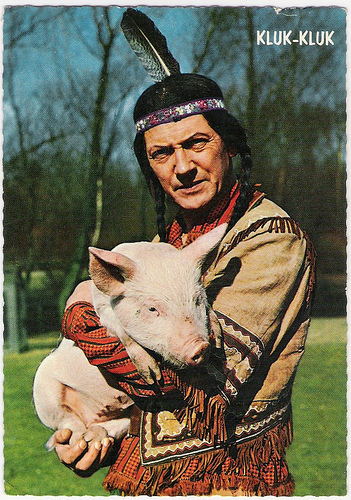 Herbert Joeks as Klukkluk
