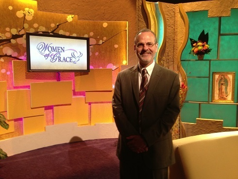 Catholic Speaker Gary Zimak on the set of Women Of Grace with Johnnette Benkovic