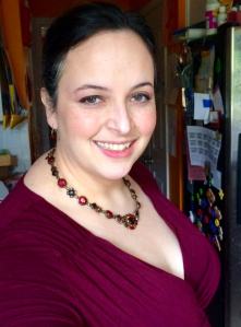 Forgot to take photos at the concert, but I did my usual kitchen sink makeup check selfie. Just imagine me with red lipstick and more loudness. 