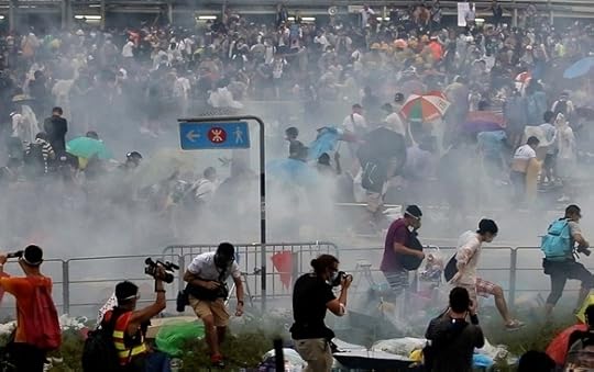 Police fire tear gas at Hong Kong protestors