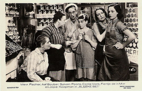 Aaf Bouber, Sylvain Poons, Corrie Vonk, Fien de la Mar, Jopie Koopman, Mevr. Fischer in Bleeke Bet