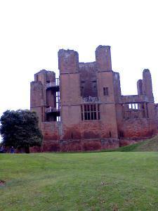 View of Leicester's Building at Kenilworth Castle, with new staircase and viewing platforms completed Aug 2014 - photo credit SC Skillman