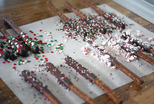 Chocolate Dipped Pretzel Rods