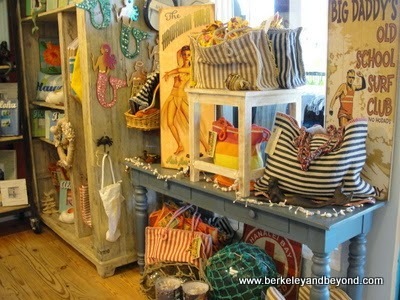 Rainbow Ducks Toys & Clothing shop in Hanalei, Kauai, Hawaii