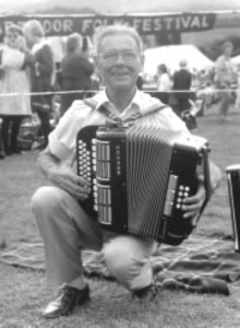 Sing along to Tavistock Goosey Fair...