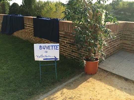 Translates as: bar of the evil-doers