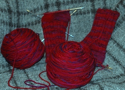 Mountain-Colors-Ind-Paintbrsh-socks-2