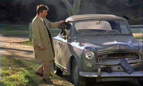 Columbo's_Car_1959_Peugeot_403_convertible.jpg