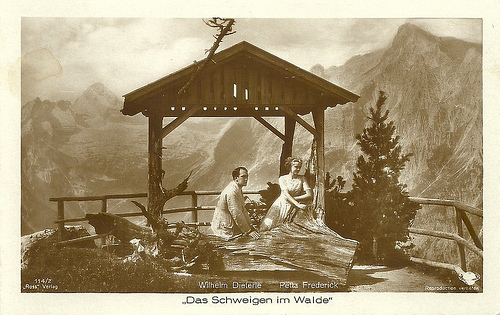 Wilhelm Dieterle and Petta Frederick in Das Schweigen im Walde